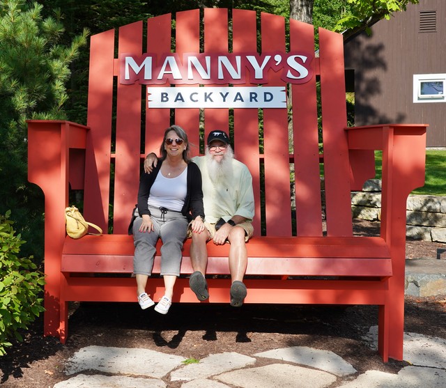 Tiny people at Manny's