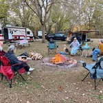 Camper - Flandrau chillin